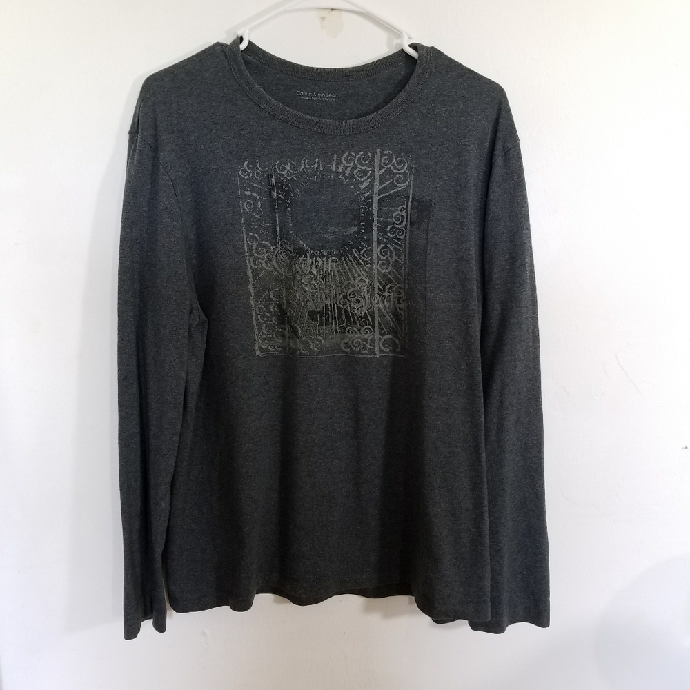 Calvin Klein Longsleeve Graphic Shirt